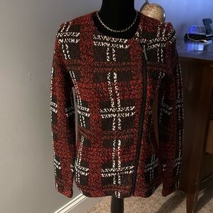 Short sweater cardigan. Diagonal zip.